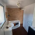 La Maison Aux Oiseaux Holiday home *