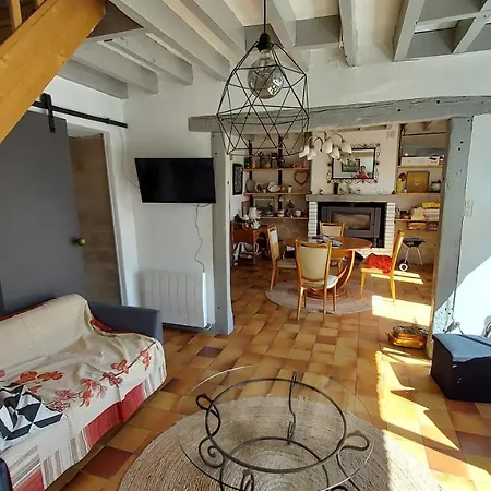 La Maison Aux Oiseaux *